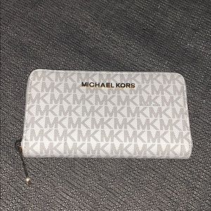 MK wallet